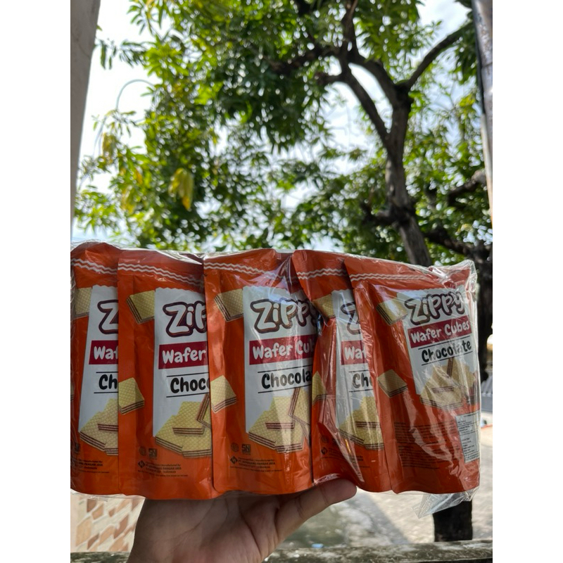 

Zippy Wafer Coklat/Strawberry isi 10pack