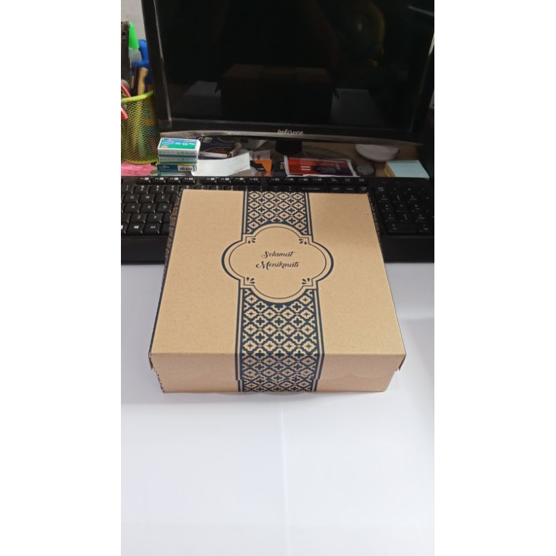 

Dus Nasi & Kue Kraft Motif Maroco