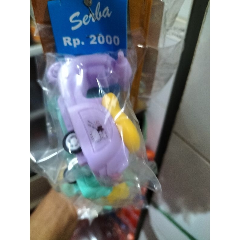 

Permen berhadiah Vespa