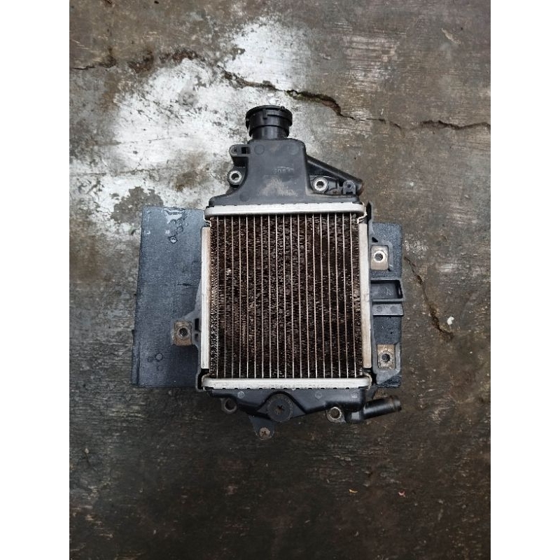 radiator plus cover dudukan radiator honda vario 125 old pnp vario 125 150 led old original second