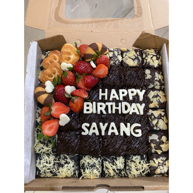 

Fudgy Brownies request ucapan full topping