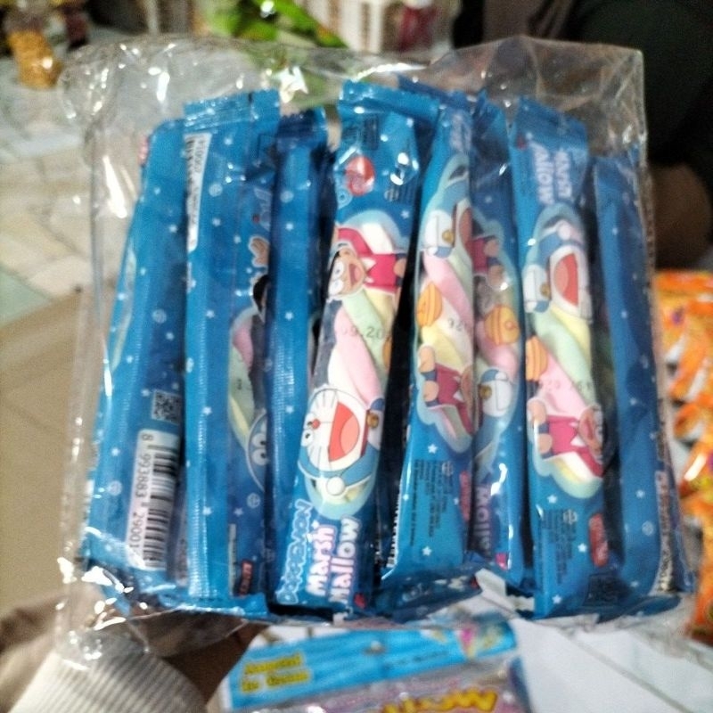 

marsh mellow kepang Doraemon