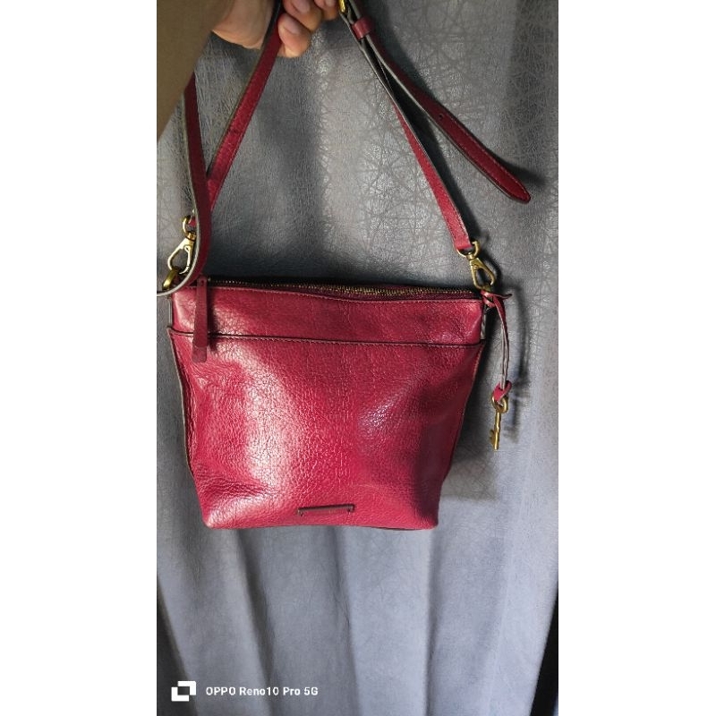 Ocil crossbody sling