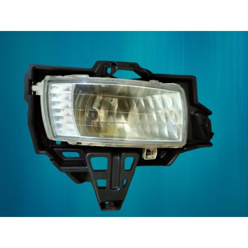 Fog Lamp lampu Bemper Kiri Kijang Innova 2008 2009 2010 2011 FOGLAMP inova lampu mobil kanan kiri re