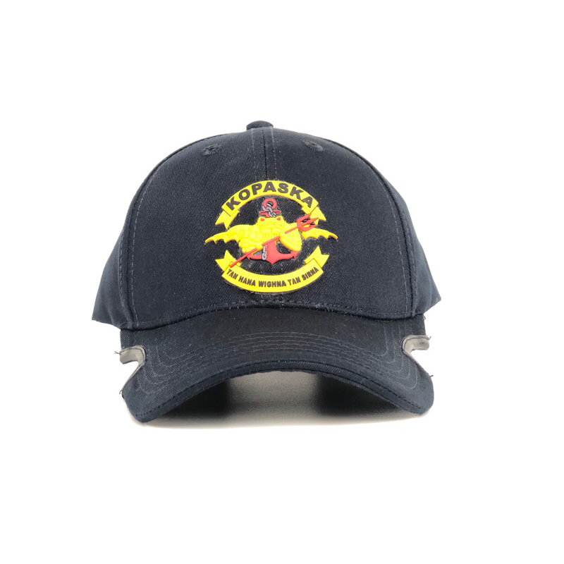 Topi Komando Pasukan Katak (KOPASKA)
