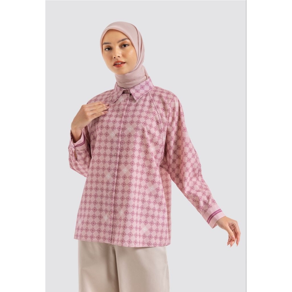 Arsha Shirt Ria Miranda - Top Monogram Ria Miranda
