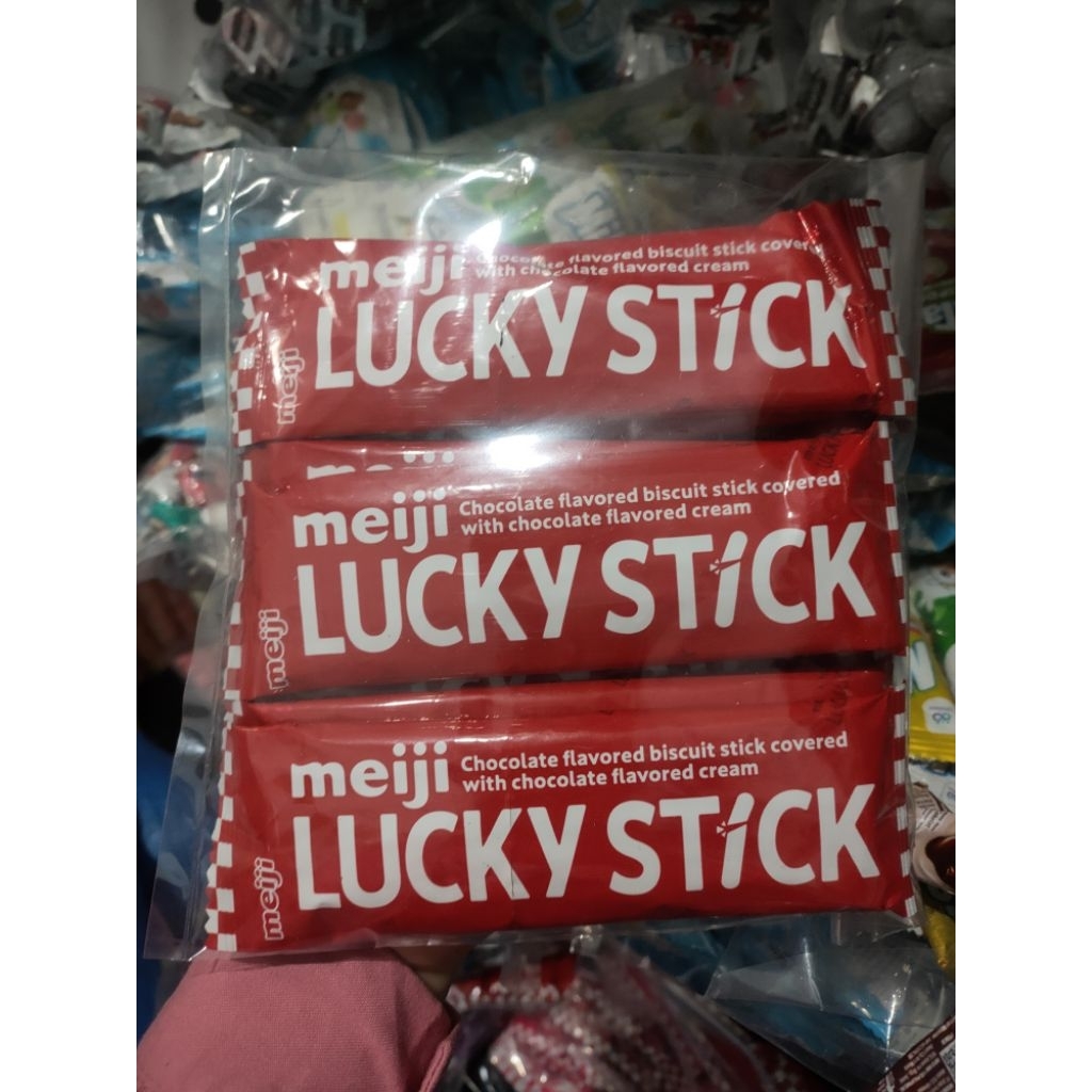 

MEIJI LUCKY STICK 150g coklat&sroberi isi 8