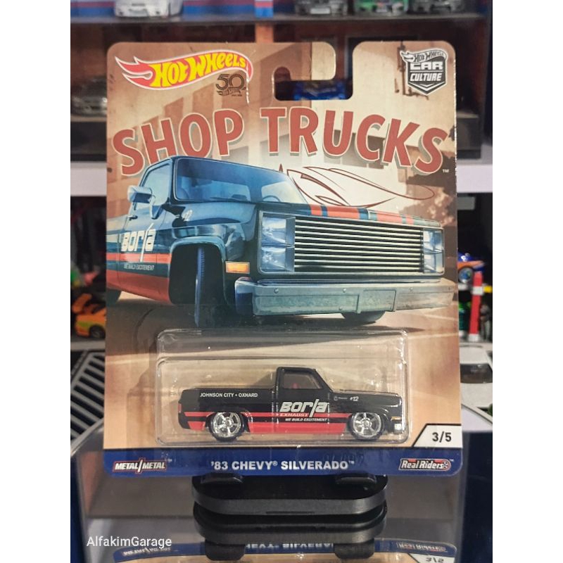 Hot Wheels '83 Chevy Silverado / Chevy Silverado / Silverado EV RST
