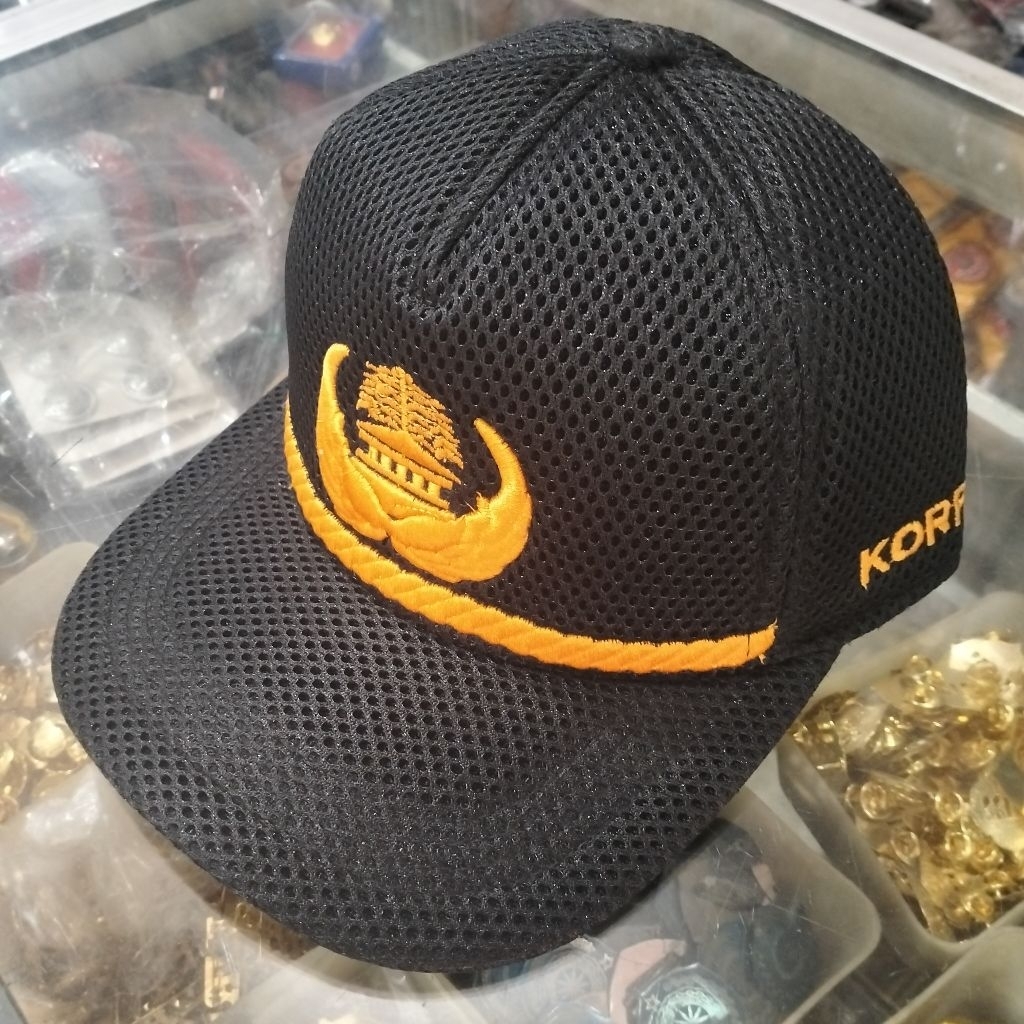 TOPI KORPRI HITAM LIS KUNING,TOPI PNS GOLONGAN 3