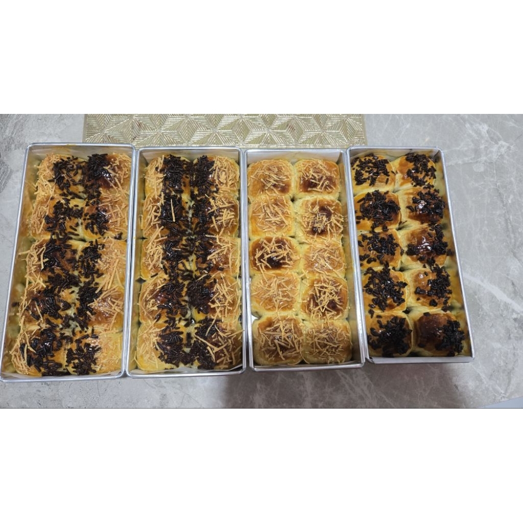 

BOLEN PISANG / BOLEN PISANG COKLAT / BOLEN PISANG KEJU / BOLEN PISANG COKLAT KEJU