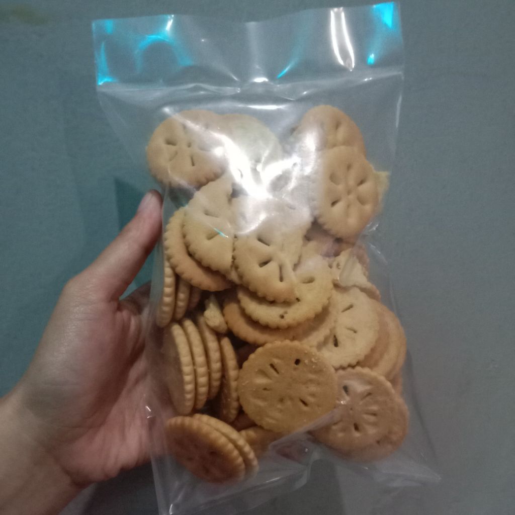 

kue jadul Olympia rasa kelapa