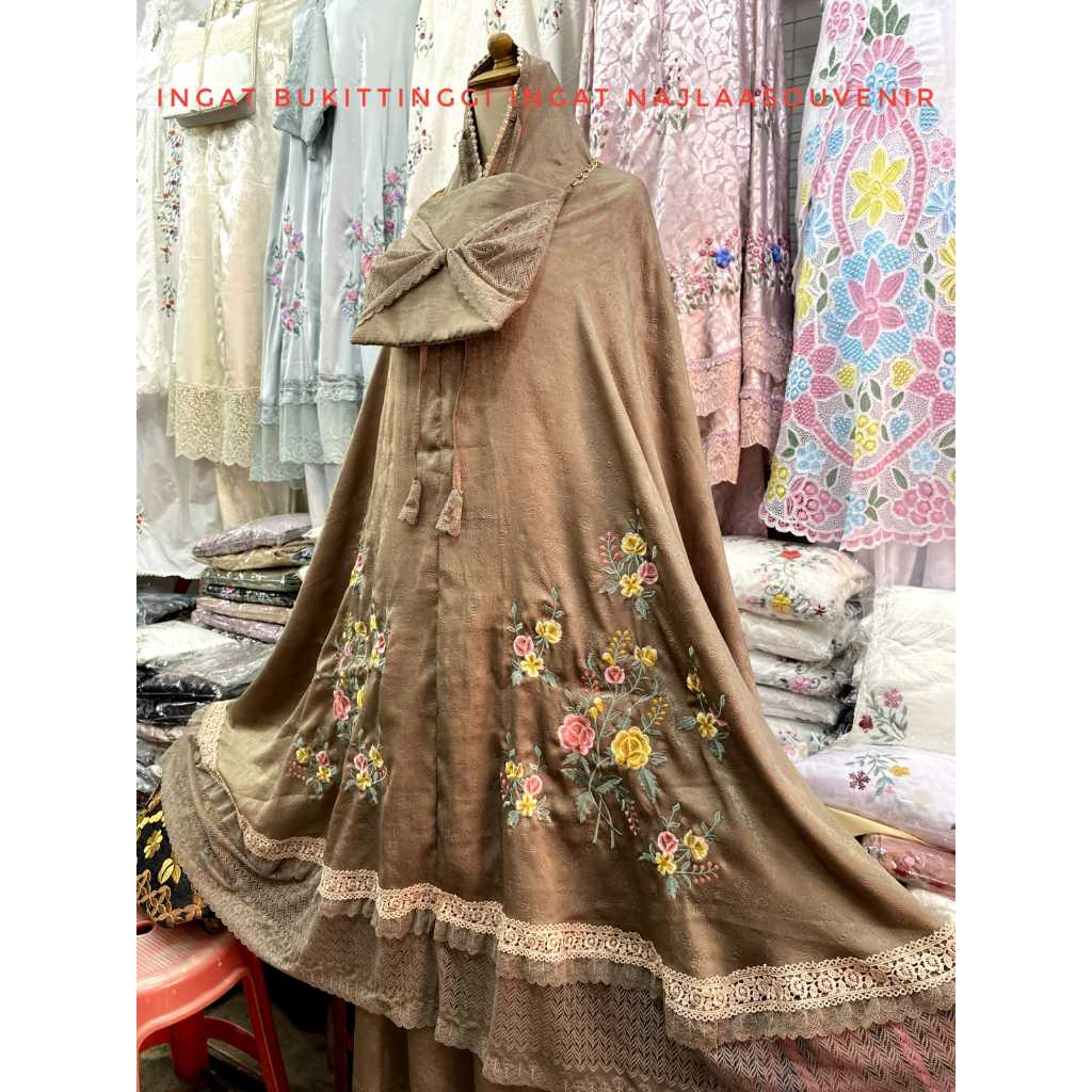 MUKENA SILK SUTRA CAIR BORDIR BUKITTINGGI/MUKENA BORDIR BUKITTINGGI BAHAN SILK