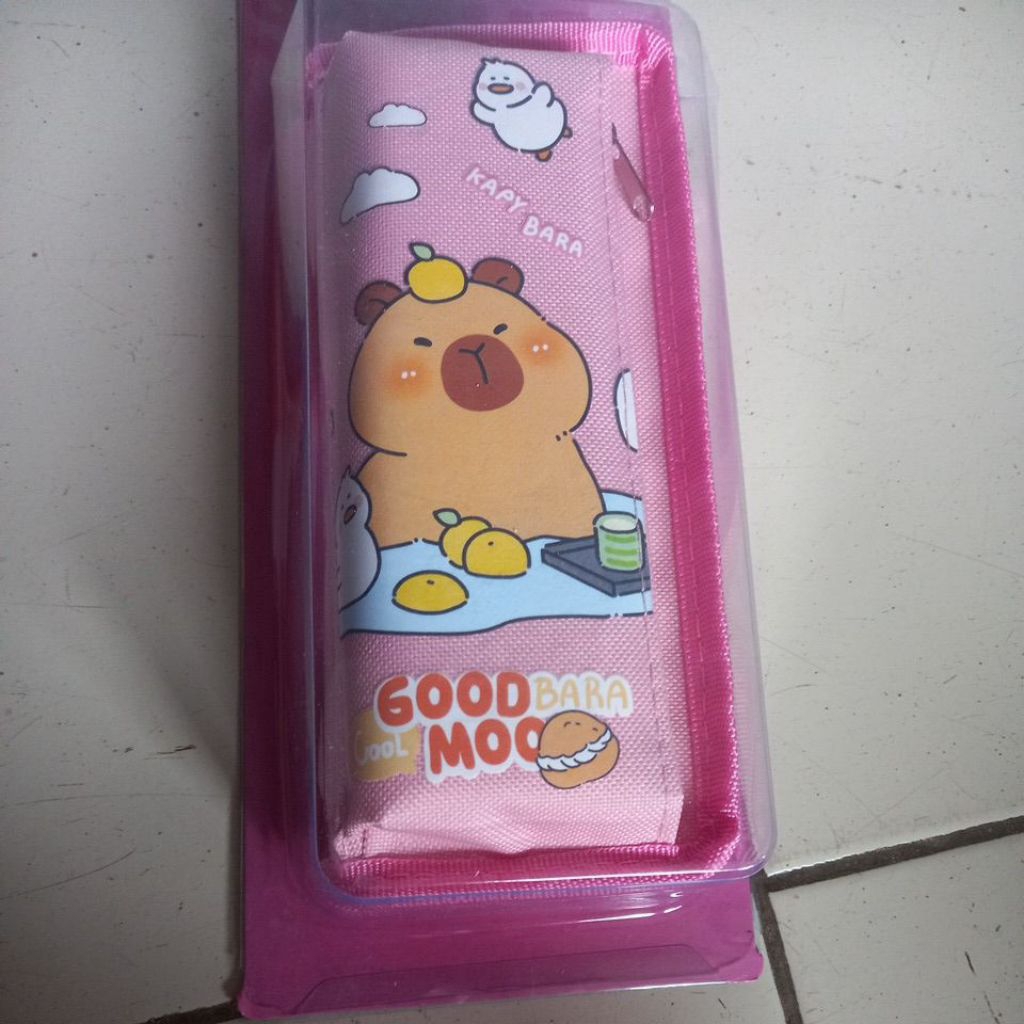 

Kotakpensil lucu dan cantik