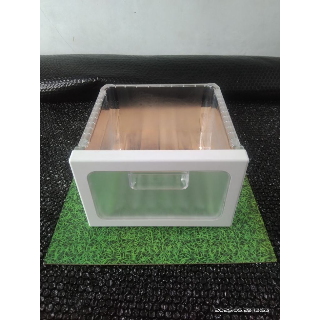 BOX SAYUR KECIL BAGIAN ATAS KULKAS SAMSUNG SIDE BY SIDE 2 PINTU
