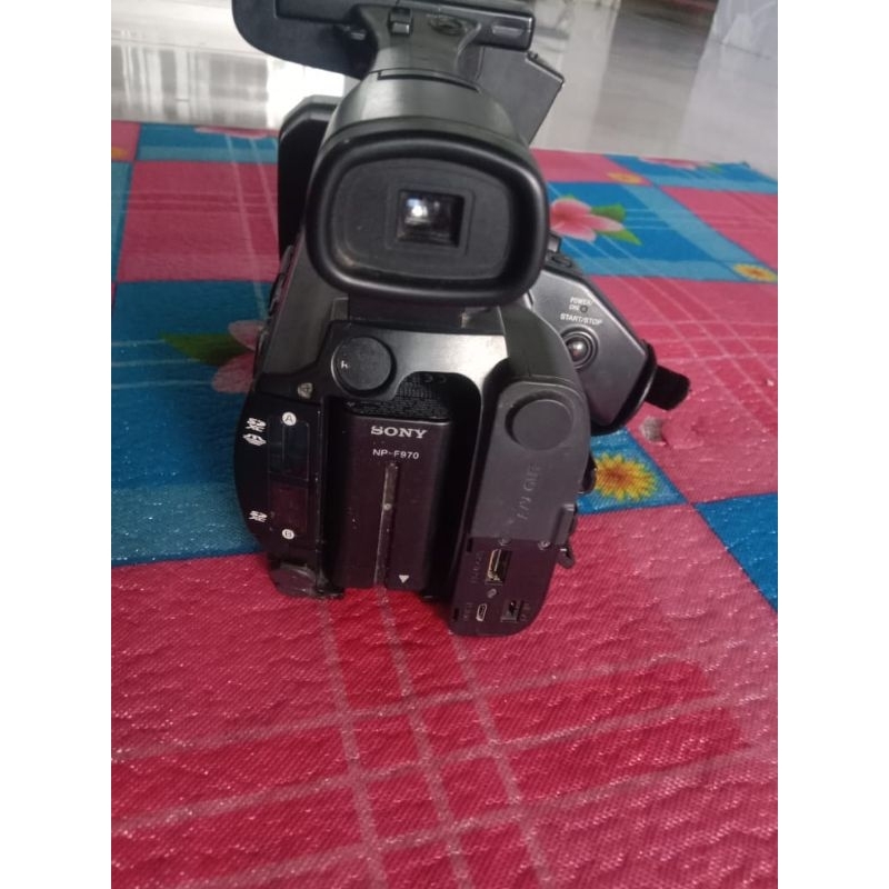 sony hxr-nx100