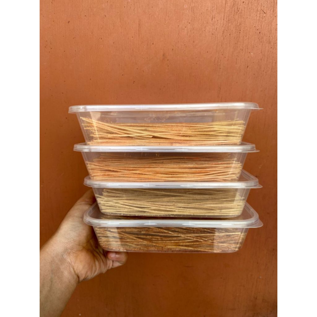

Mie lidi kemasan box 500ml Aida Snack