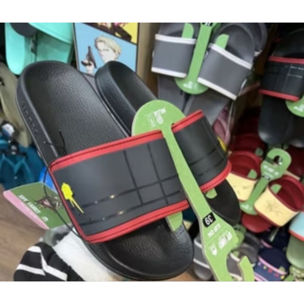 FIPPER SLIP ON SPY X FAMILY