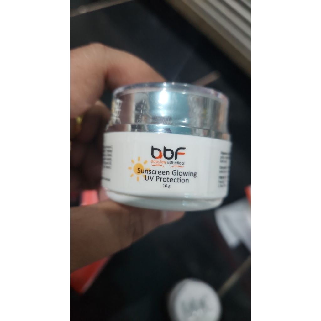 SUNSCREEN GLOWING BBF BPOM