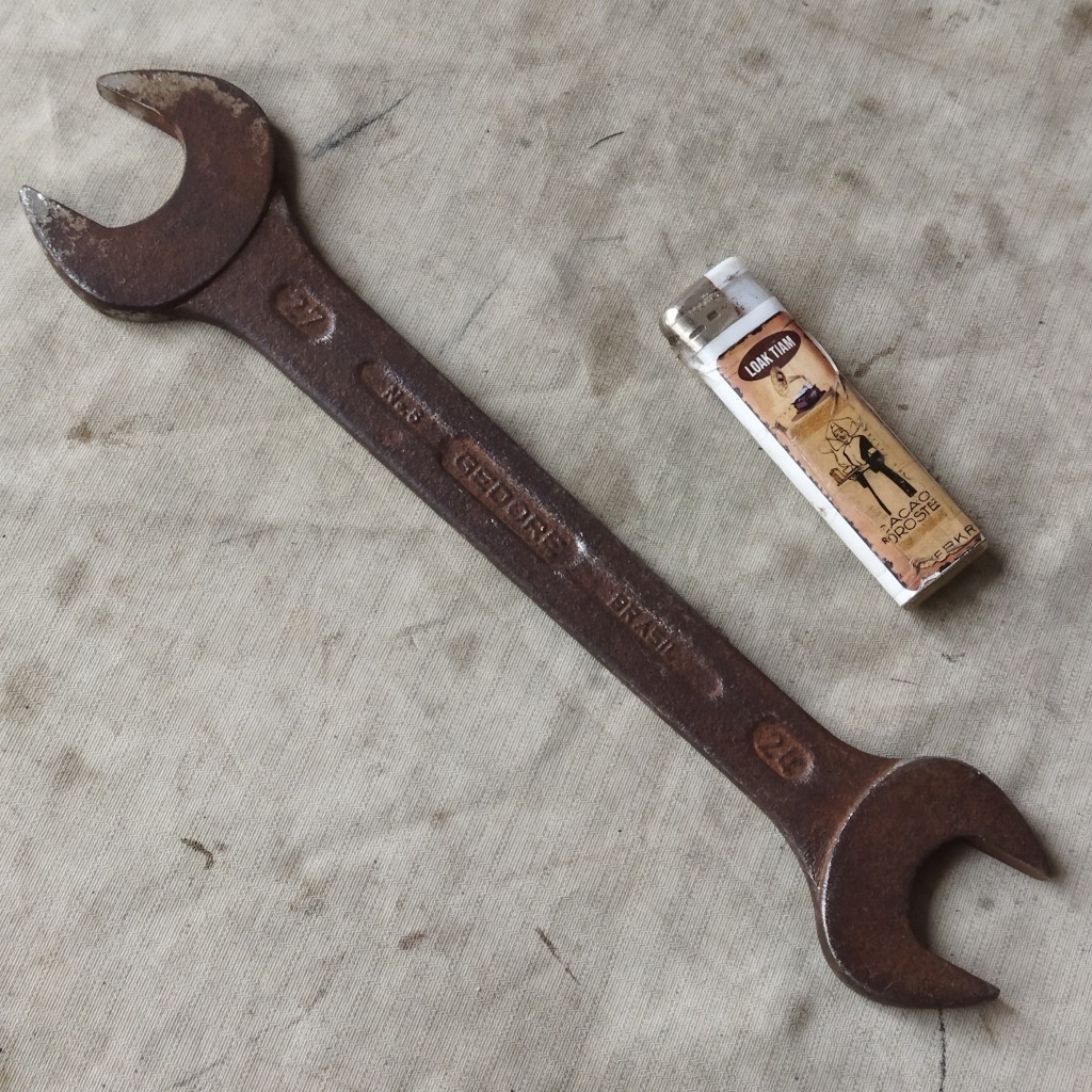 Pajangan Vintage Kunci Pas 24 - 27 Gedore made in Brazil