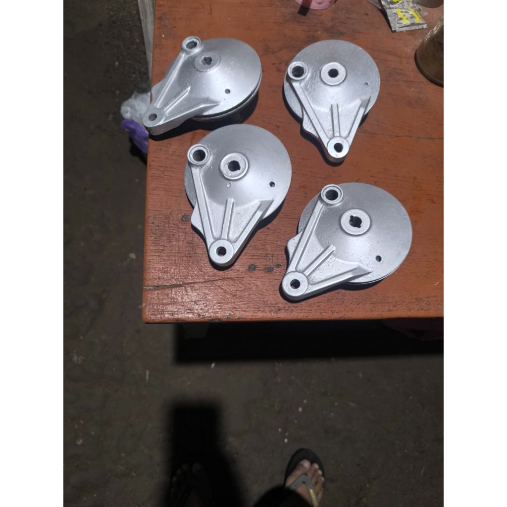 tutup tromol belakang revo absolut dan supra 125