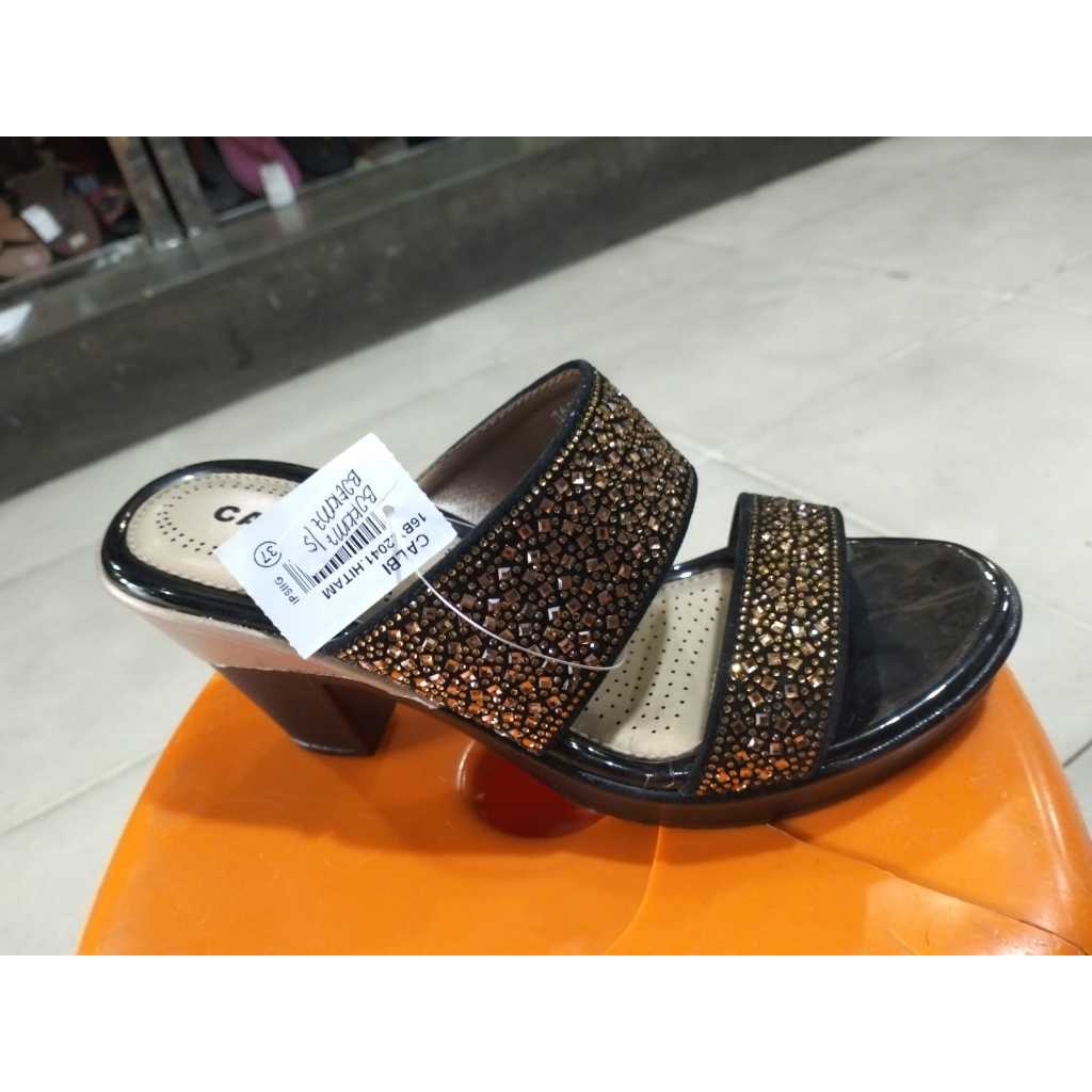 SANDAL WANITA CALBI IMPOR ORI