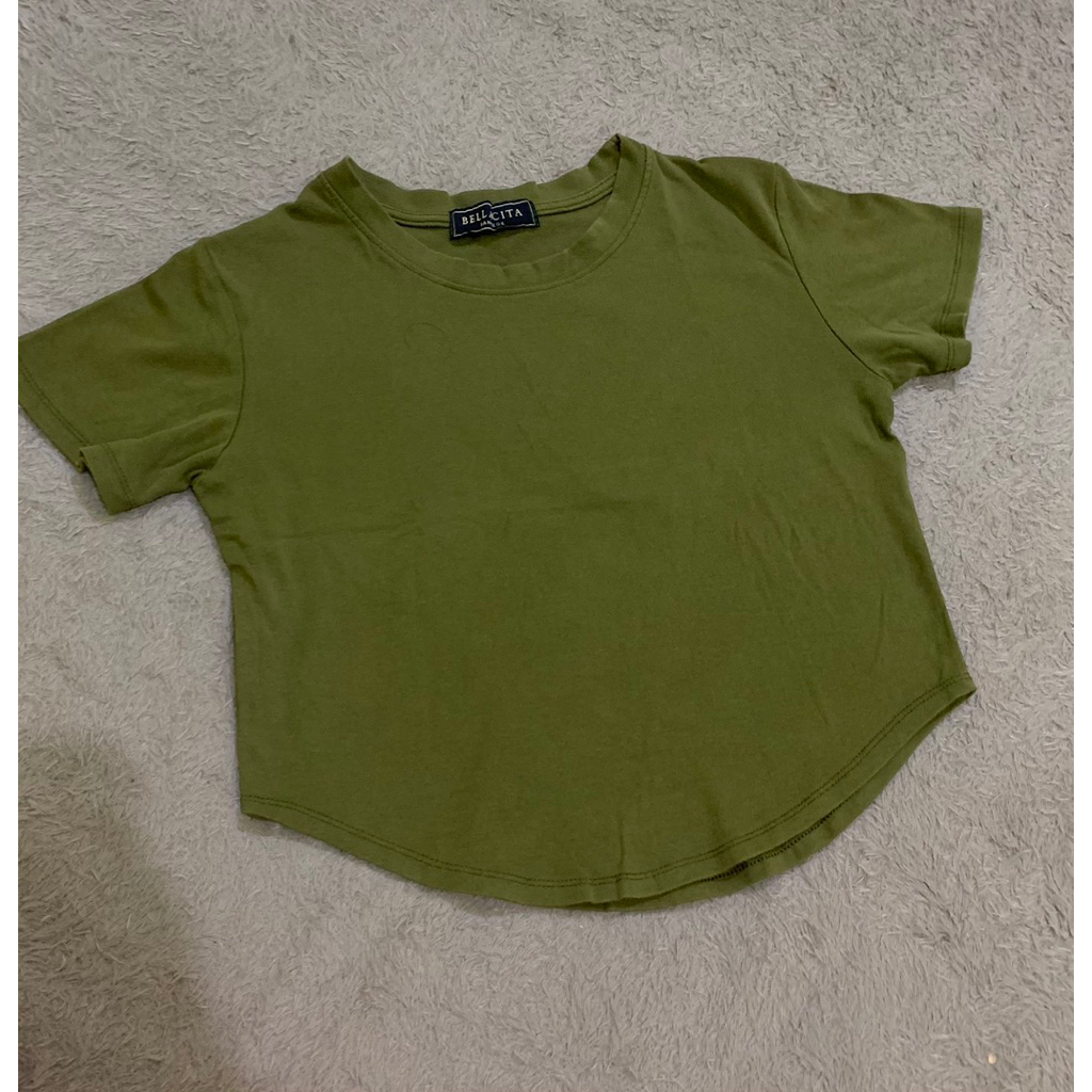 Bellacita Crop top BKK Bangkok warna army