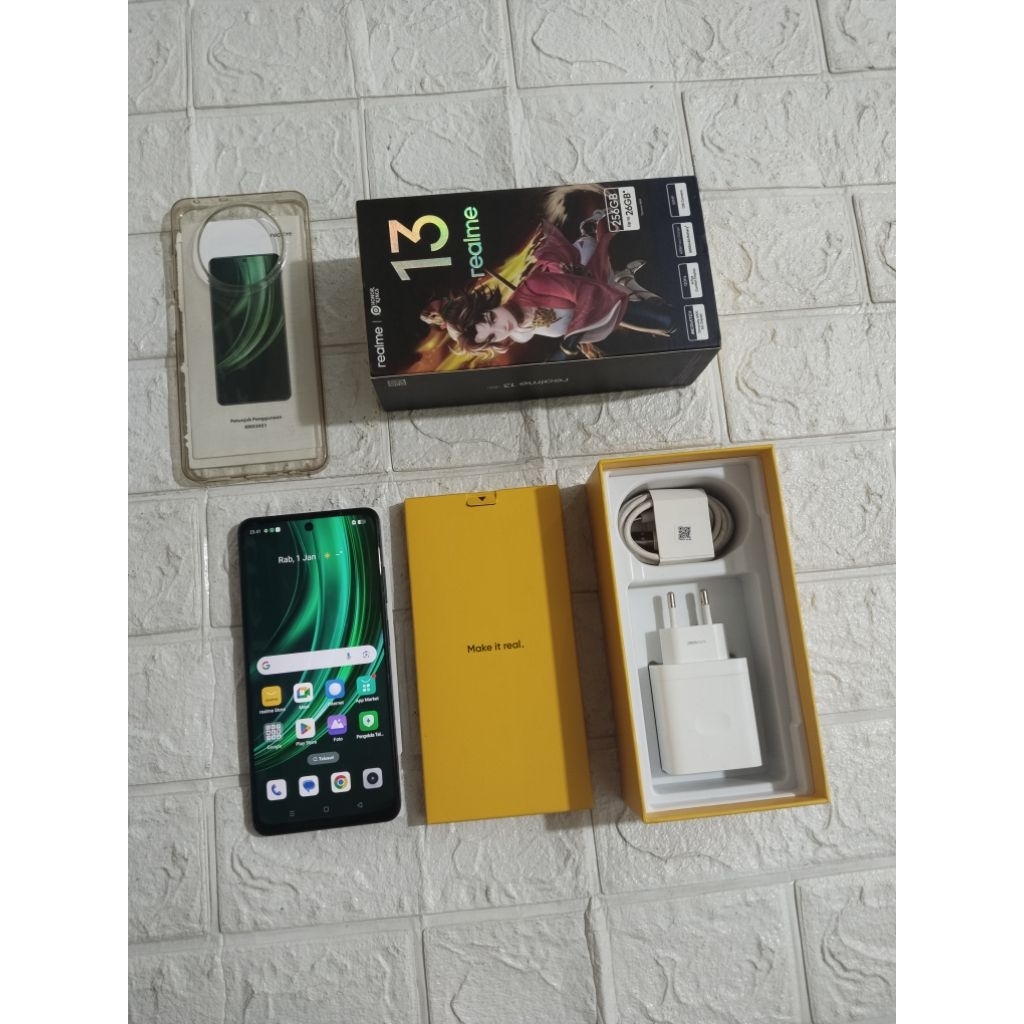 Realme 13 [5G] 12+12/256 Second Mulus Garansi Panjang