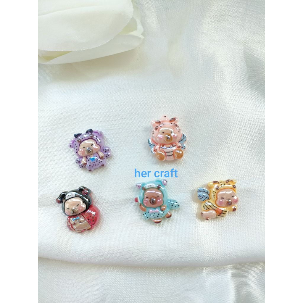 Resin Capybara serangga luxury lubang tembus -isi- 5 pc Mix