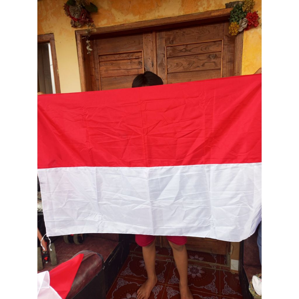bendera Indonesia/bendera merah putih/bendera satin uk 150x100