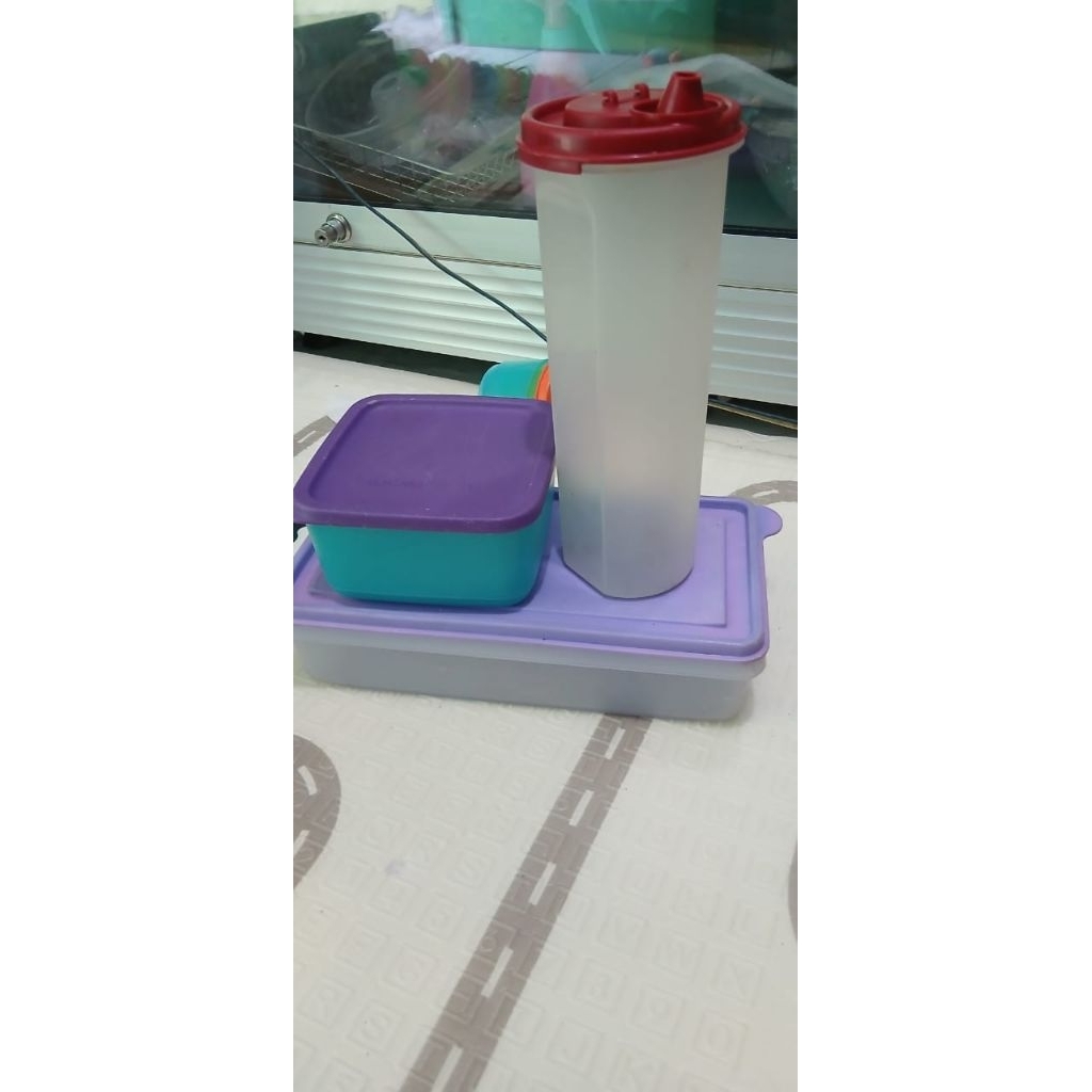summer/kontainer/tempat minyak tupperware second