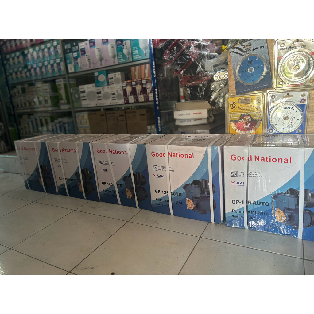 pompa air otomatis national