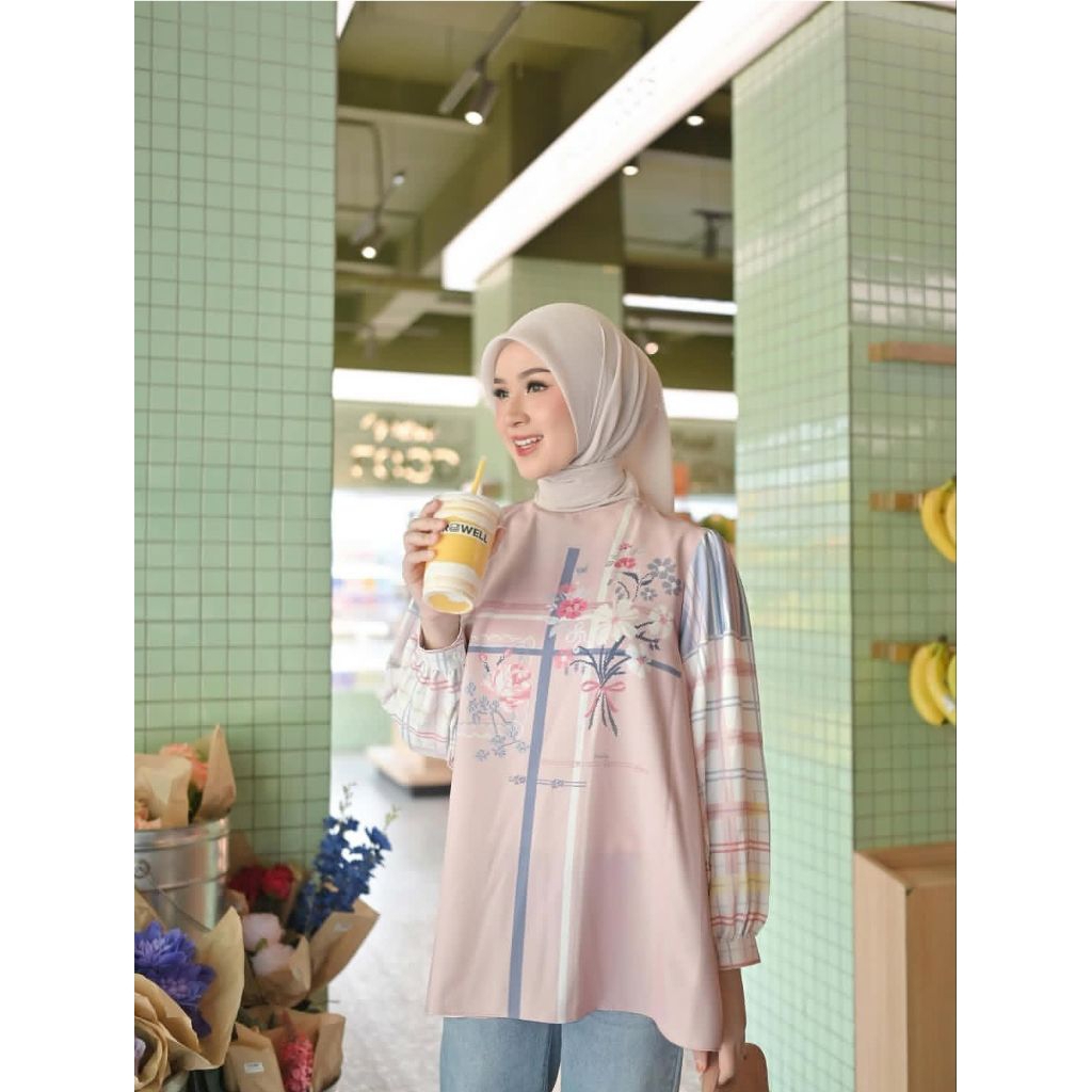 Pixel Blouse by VanillaHijab