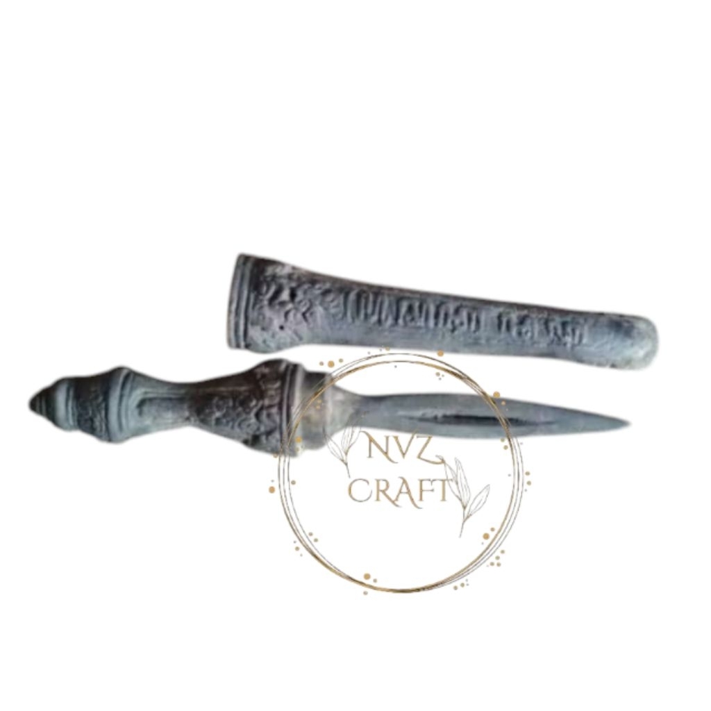 Tom bak Keris Klewer