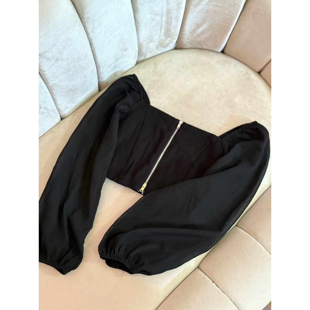 Off shoulder balloon sleeve top