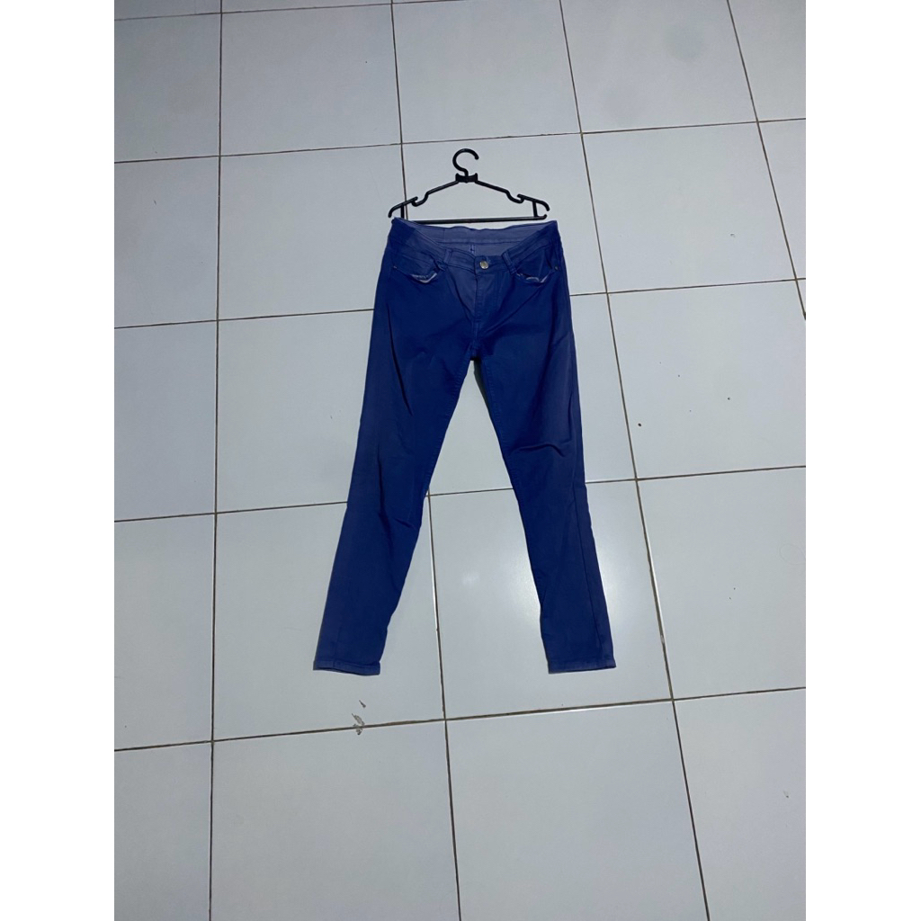 celana art avant garde