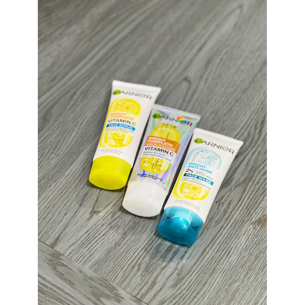 •GARNIER FACIAL WASH //