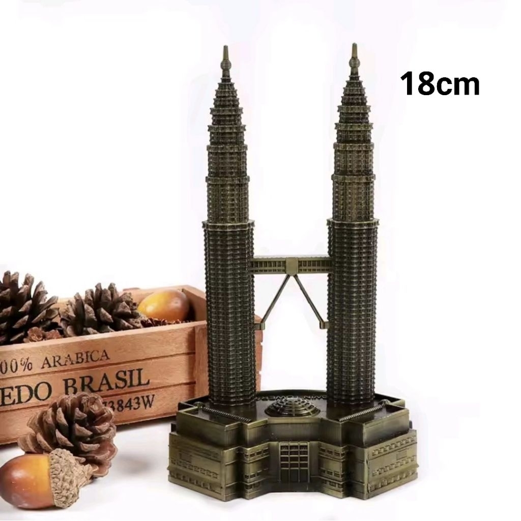 Petronas Twin Tower Menara Kembar Malaysia Miniatur Pajangan Hiasan Koleksi
