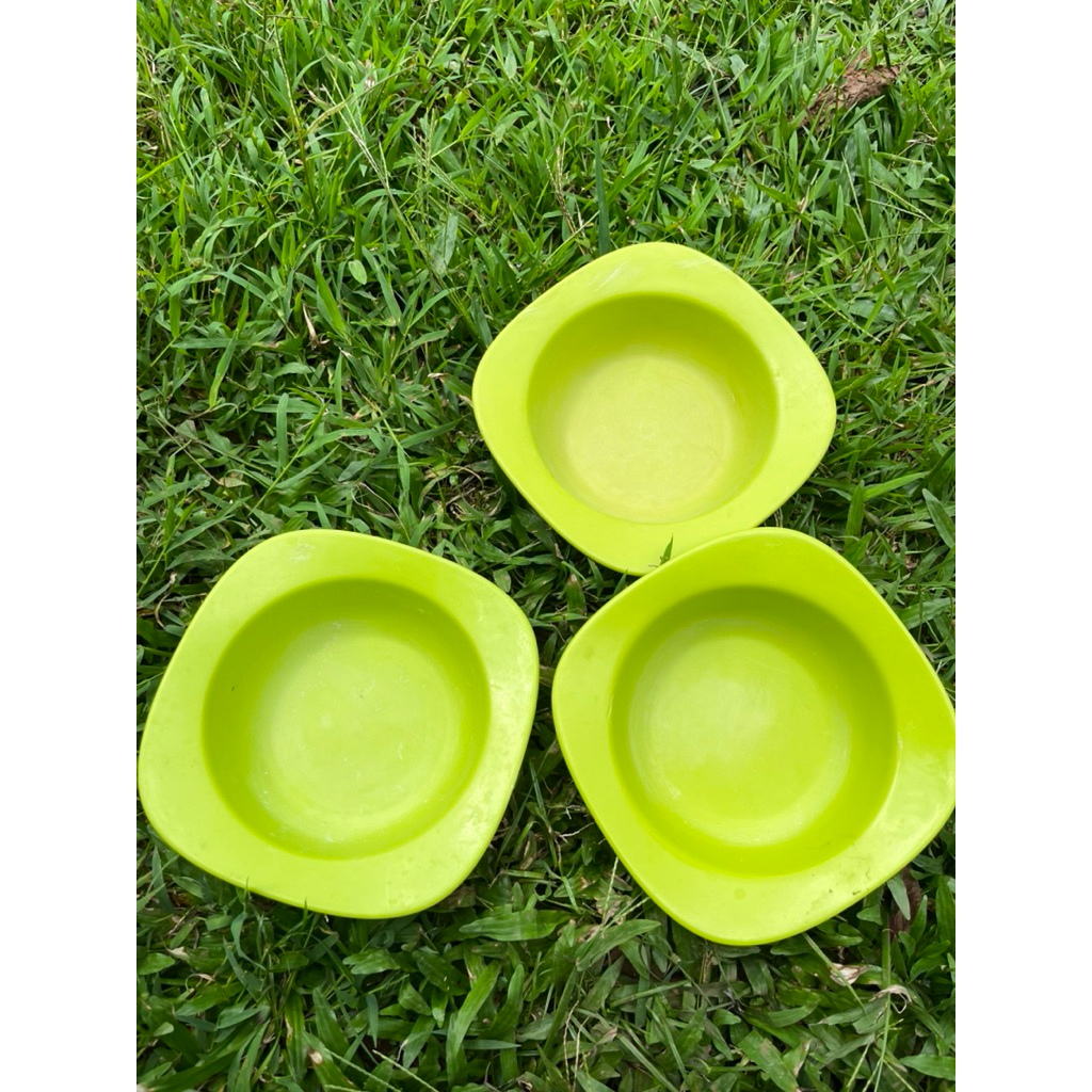 Piring tupperware Preloved/Second