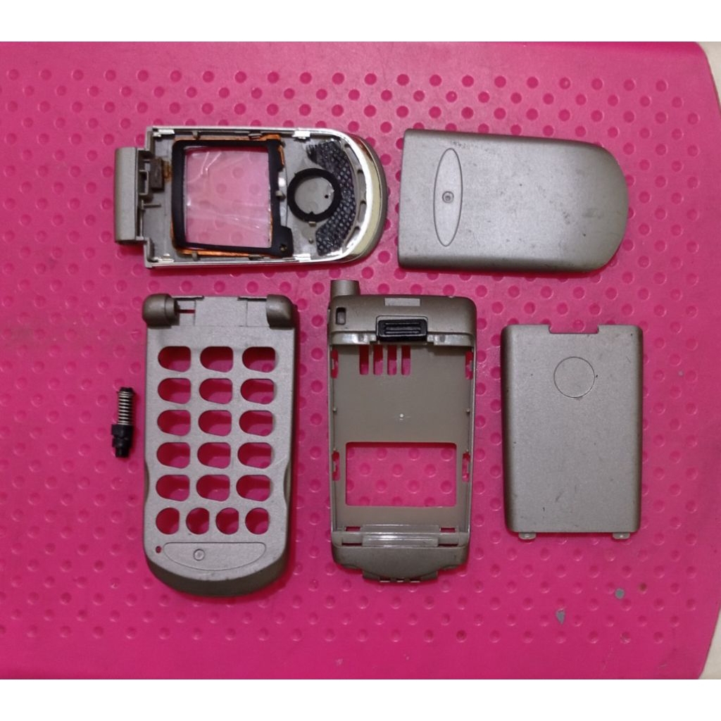 Casing Motorola V3688