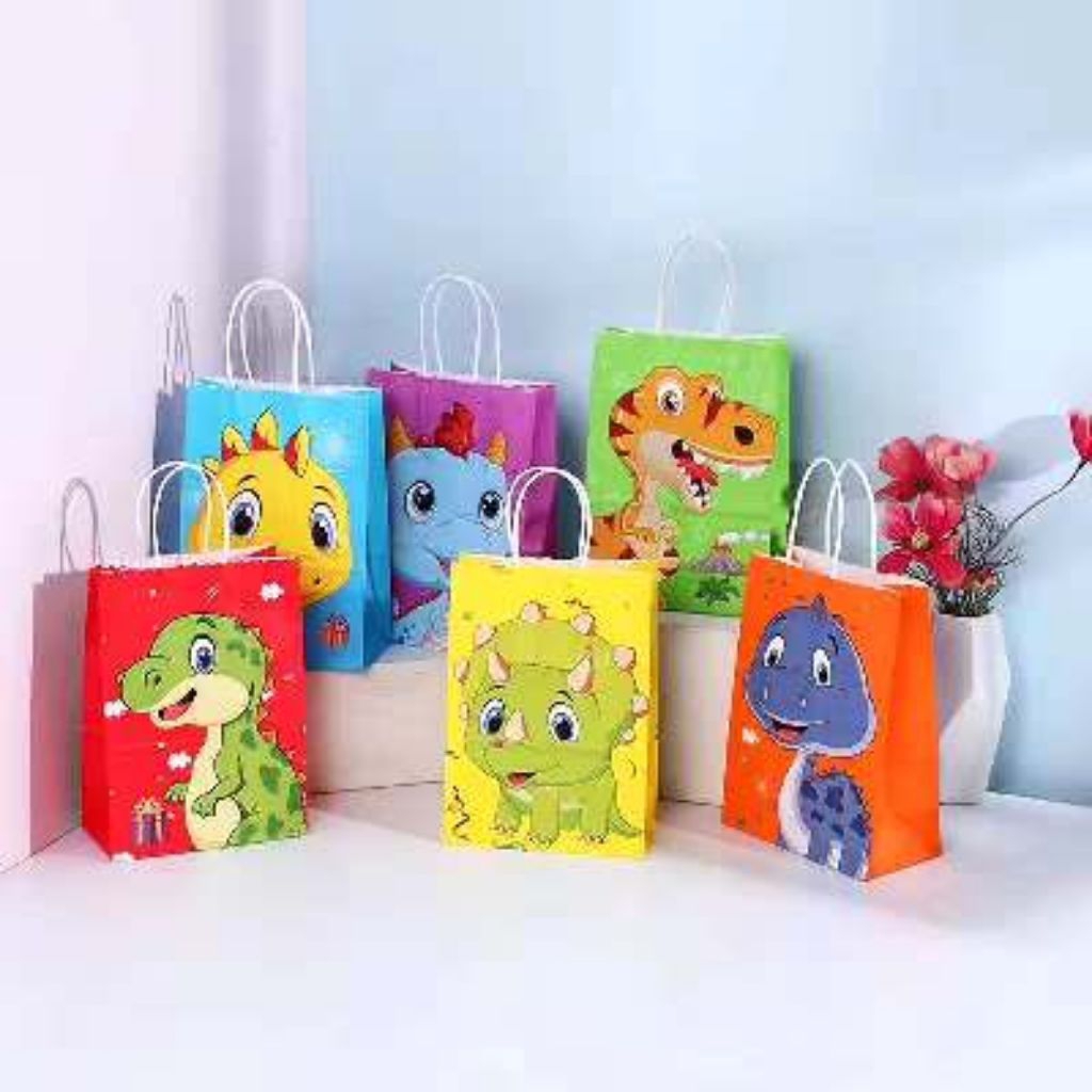 

Satuan- Paperbag ultah anak motif DInosaurus/ Tas kado ulang tahun gift souvenir hamper ultah/ Tas pesta anak,paperbag karakter dino,dinosaurus,tas ulang tahun anak,paperbag hewan lucu