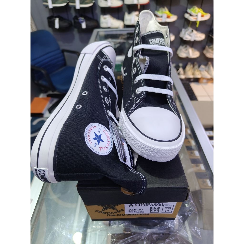 Sepatu Sekolah Compass Alecia