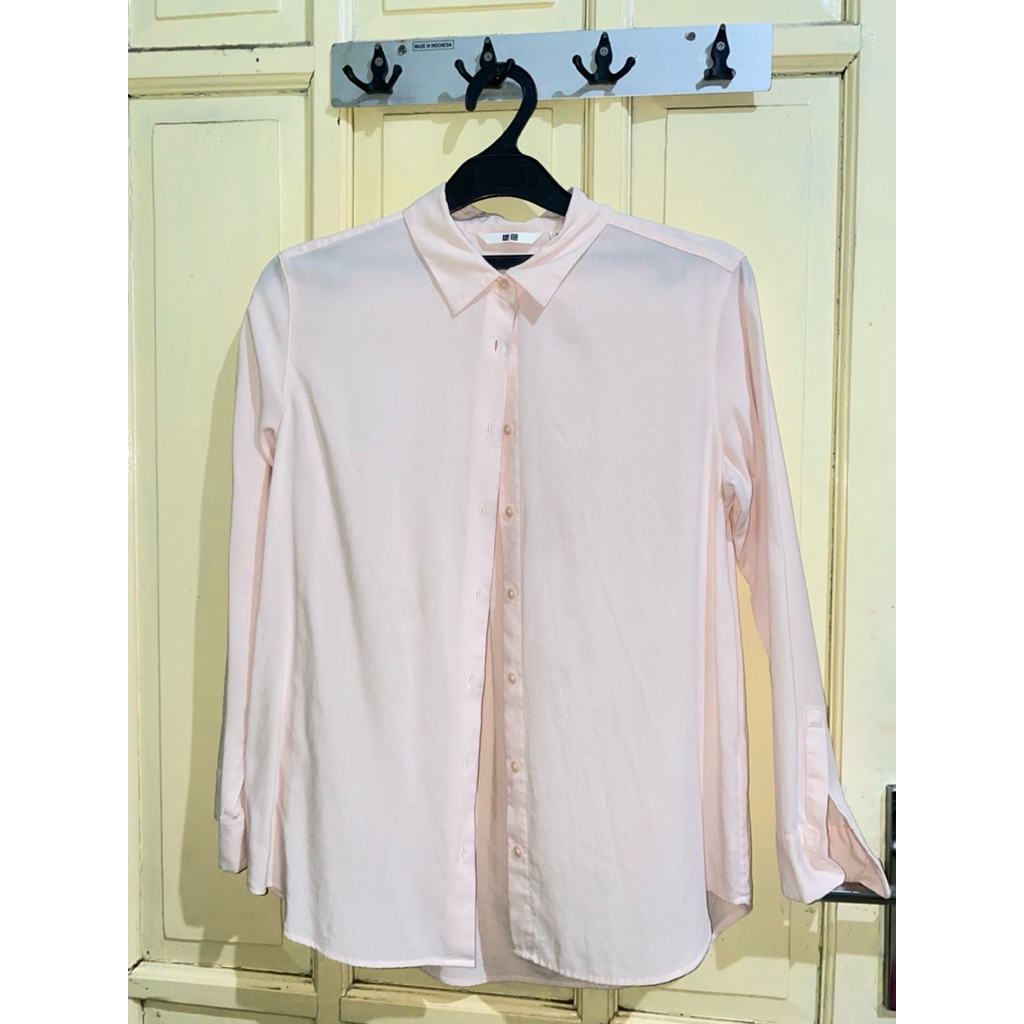 kemeja uniqlo soft pink 2x pake aja