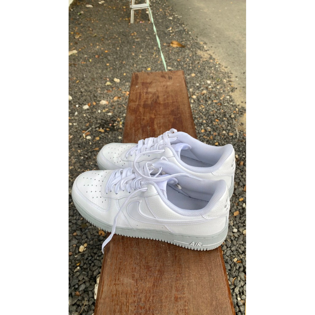 Preloved  Nike air force 1 pria