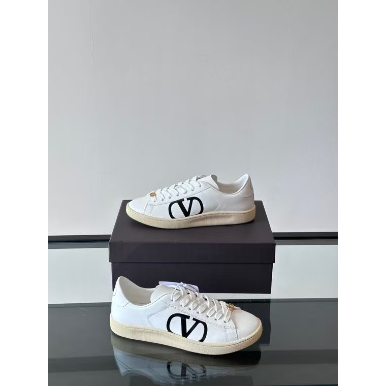 VALENTINO Sepatu putih musim semi musim panas GARAVANI ROYCO Sepatu olahraga kulit lembut anak sapi 