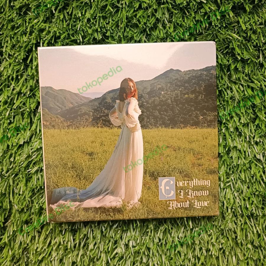 CD Laufey Everything I Know About Love