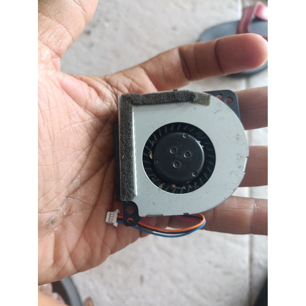 fan laptop toshiba dynabook R732 ori copotan