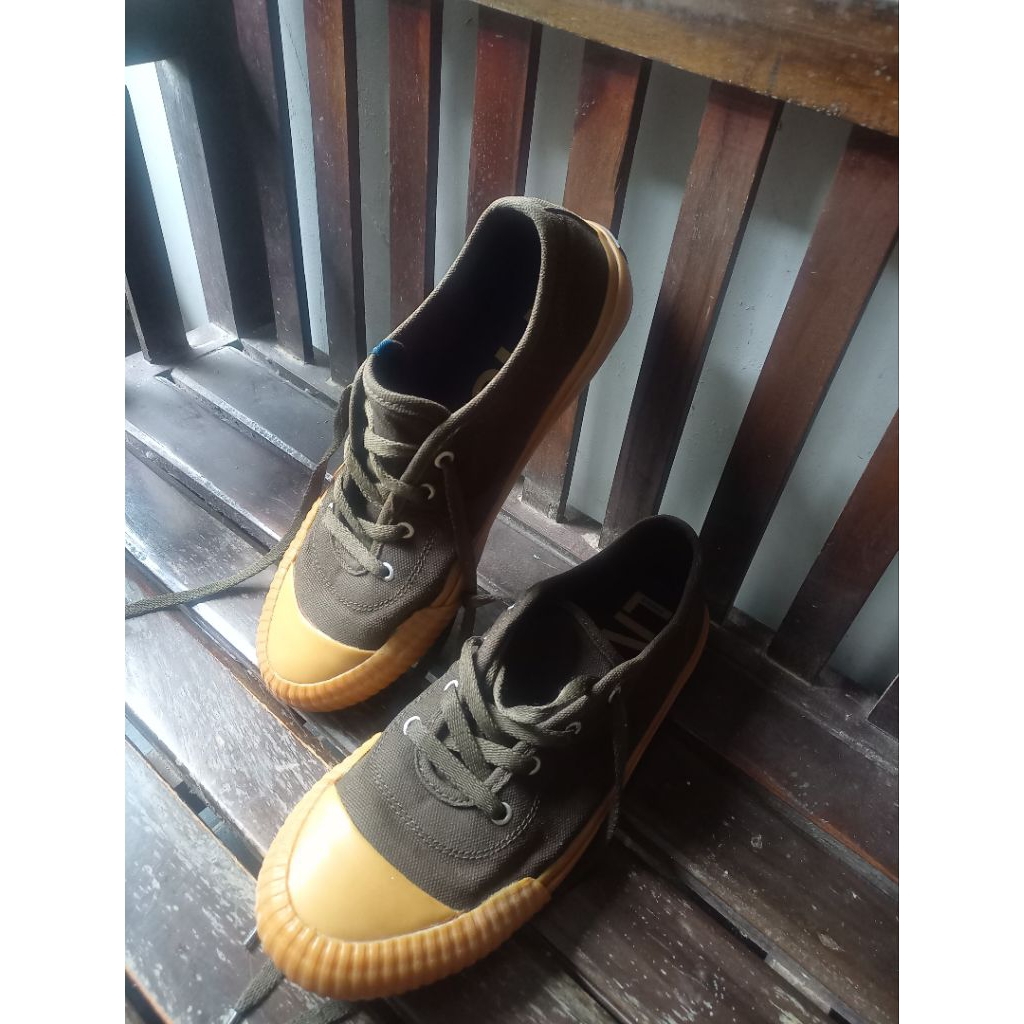 BRODO VULCAN CLASSIC LOW OLIVE SECOND 43