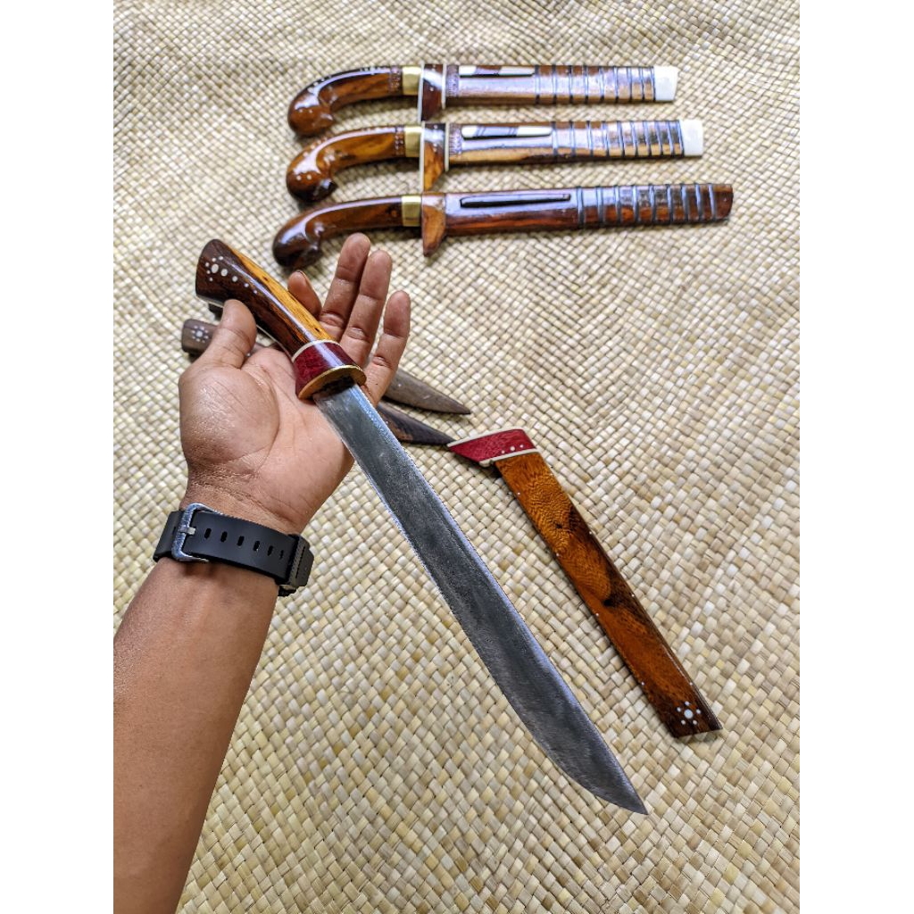 pisau golsem tajam, bahan bearing mobil, kayu johar kihareng