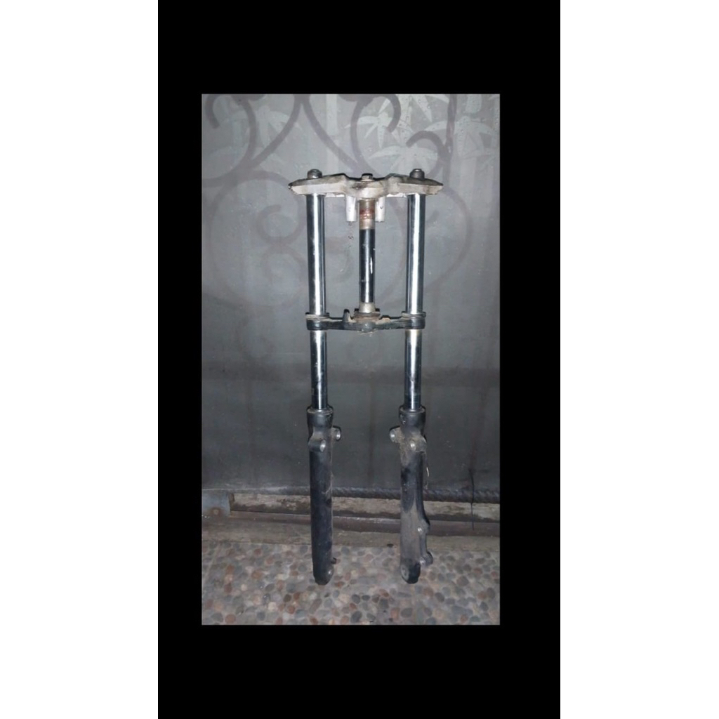 Shock depan Pulsar original