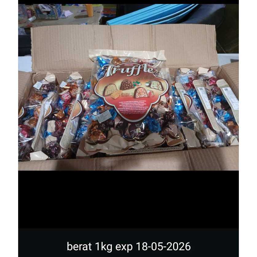 

Coklat Truffle 1 Kg Mix Coklat Arab Oleh Oleh Haji Termurah